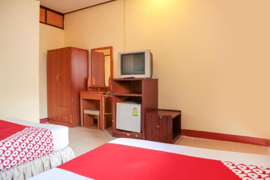 Oyo 681 Paradise Hotel Ao Nang Eksteriør billede